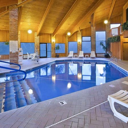 Quality Inn Marshall Near I-69 Екстер'єр фото