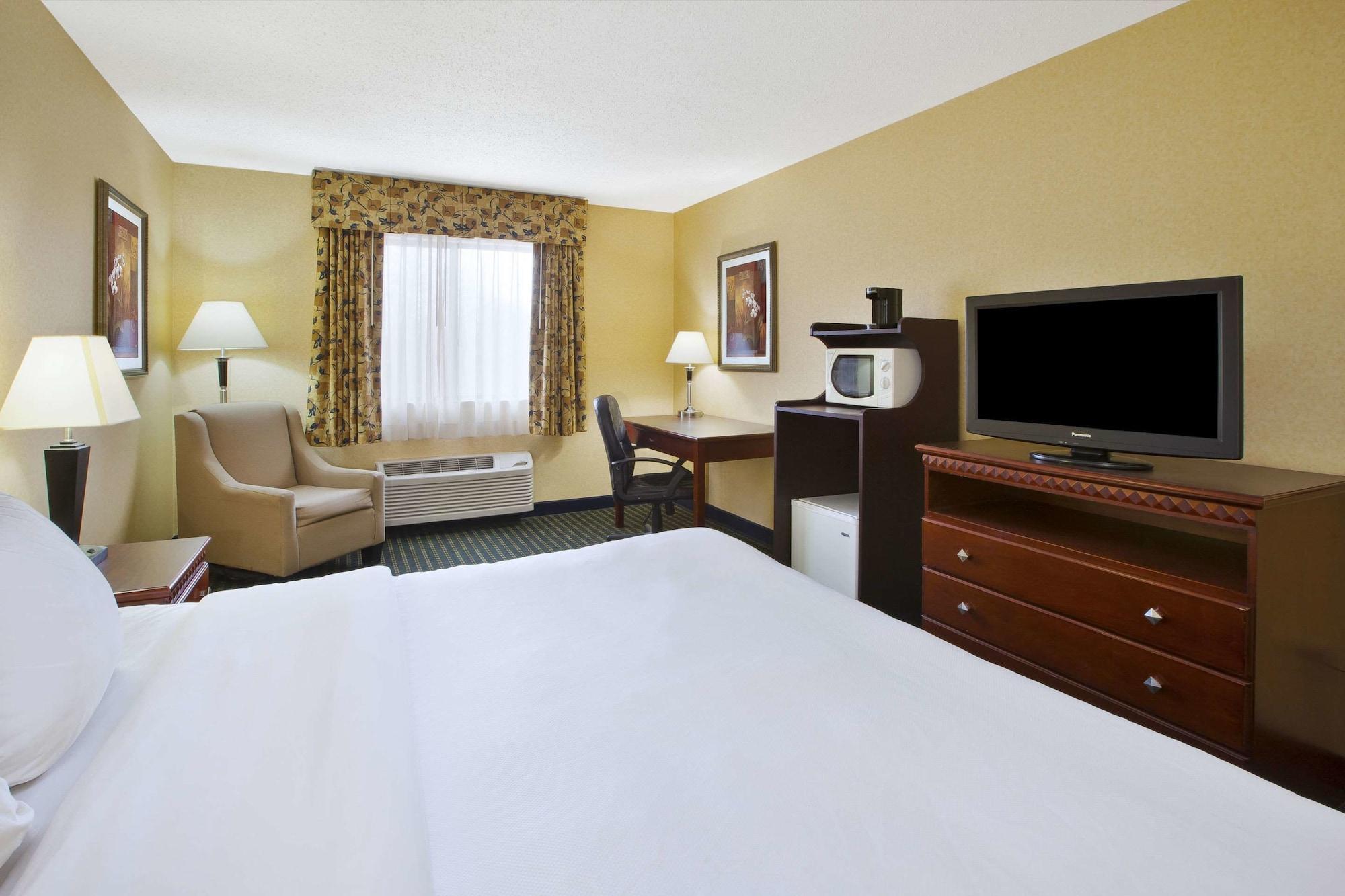 Quality Inn Marshall Near I-69 Екстер'єр фото