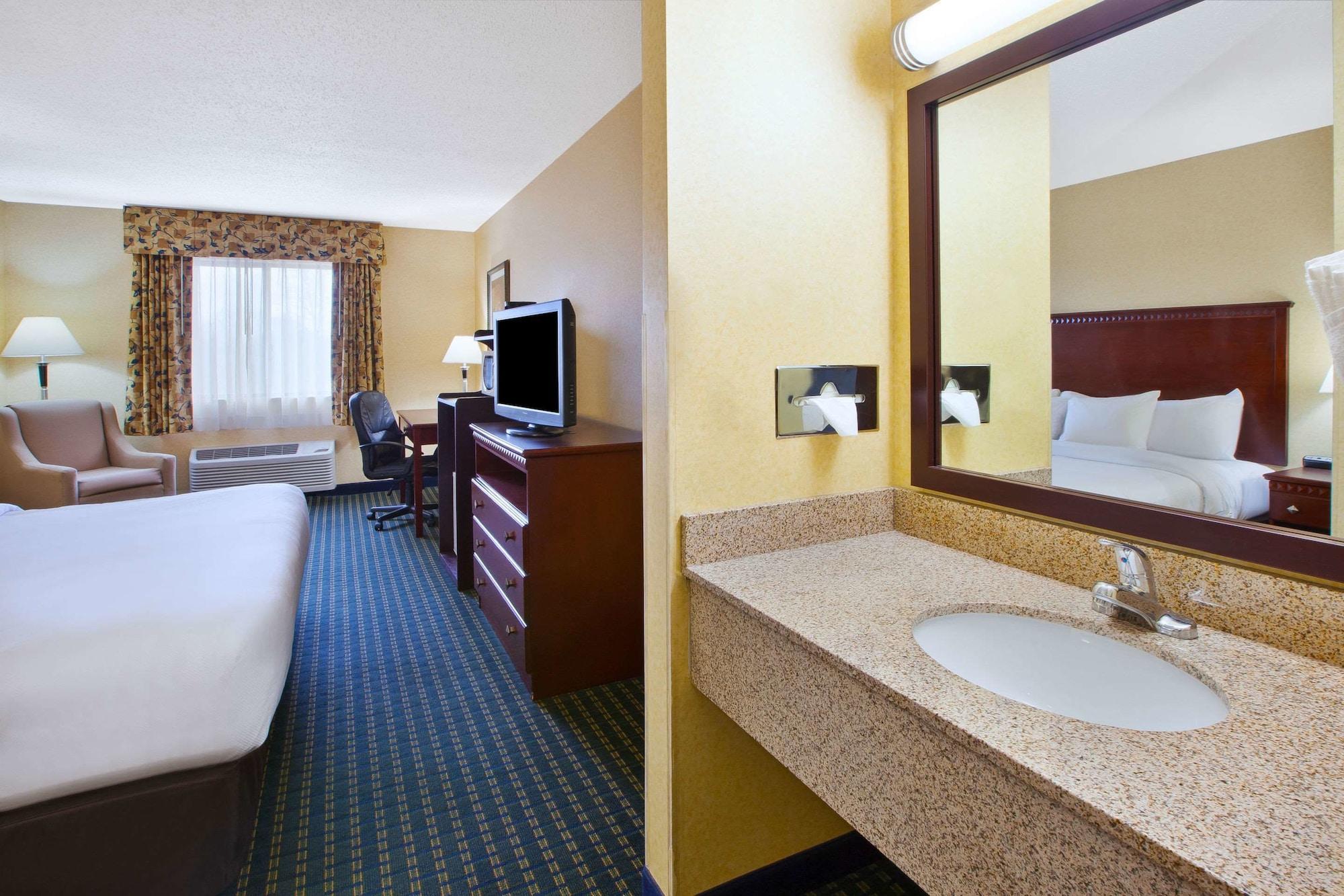 Quality Inn Marshall Near I-69 Екстер'єр фото