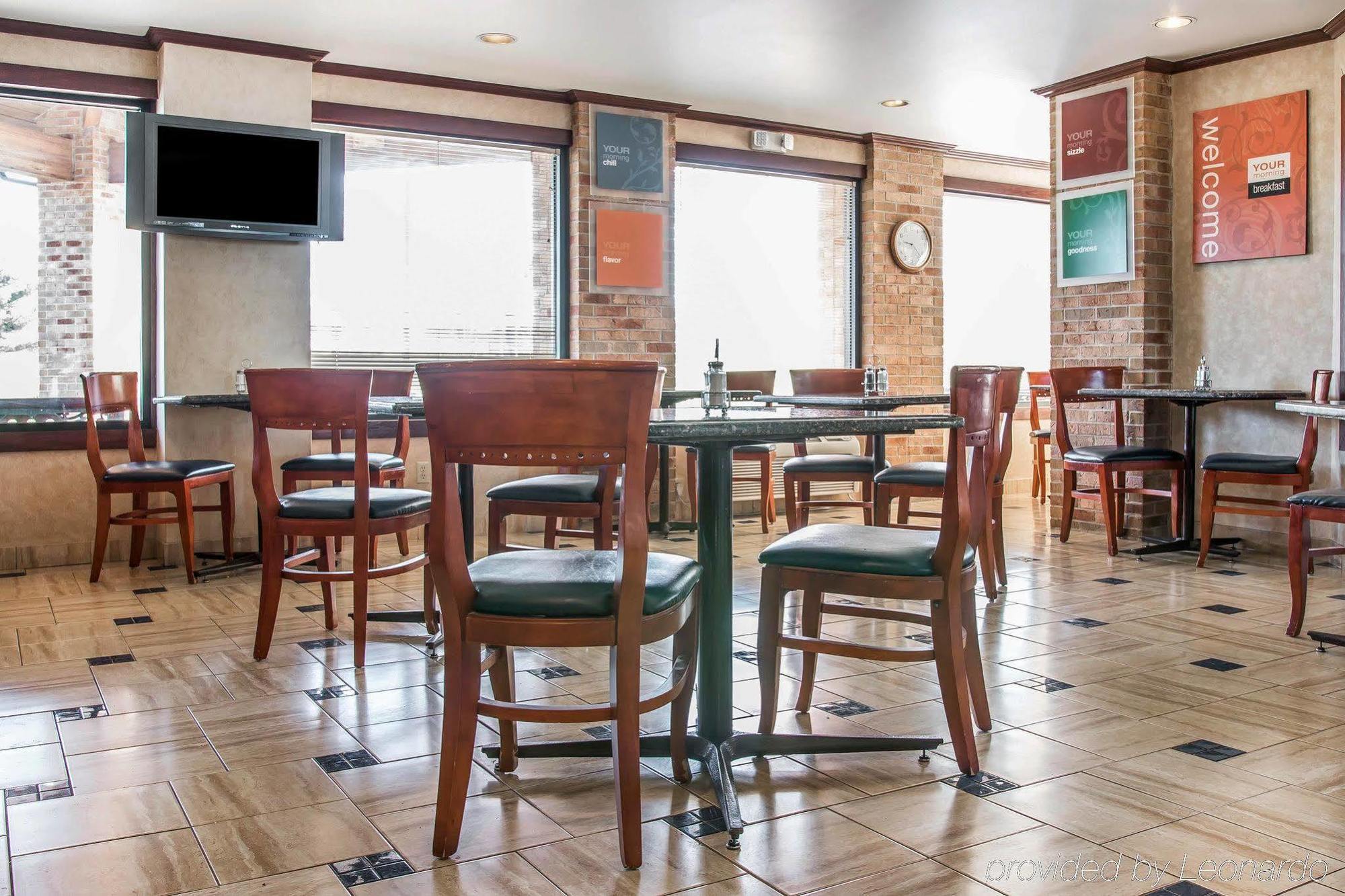 Quality Inn Marshall Near I-69 Екстер'єр фото