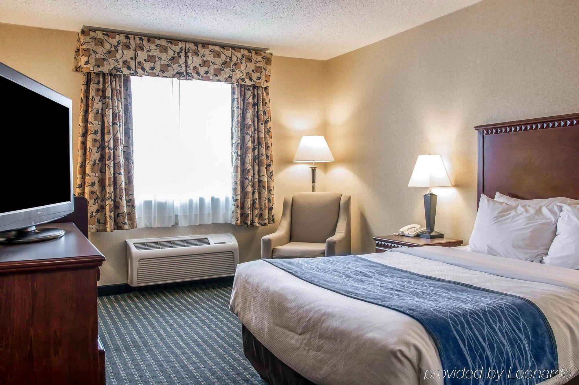 Quality Inn Marshall Near I-69 Екстер'єр фото