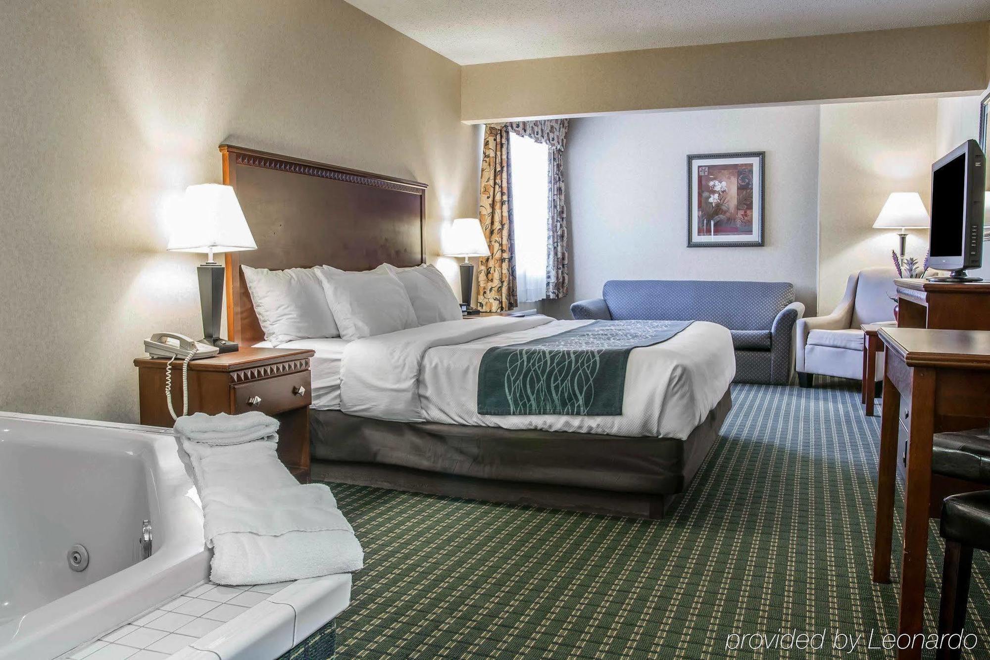 Quality Inn Marshall Near I-69 Екстер'єр фото
