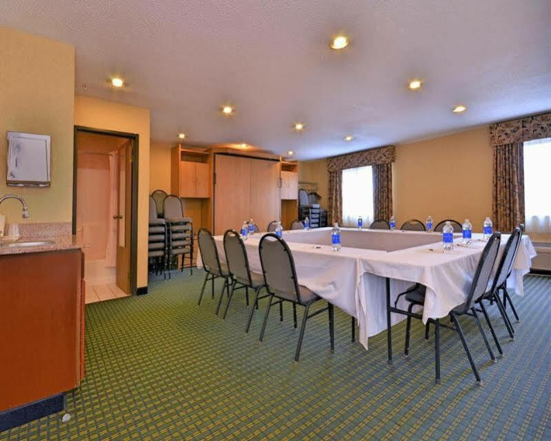 Quality Inn Marshall Near I-69 Екстер'єр фото